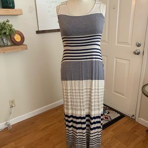 Gilli Women’s Maxi Dress